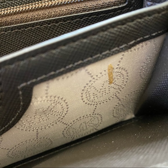 Michael Kors Jet Set Wallet - Picture 7 of 8